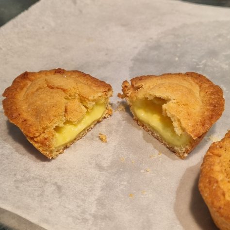 Pasticciotto leccese preparato durante la lezione di pasticceria pugliese